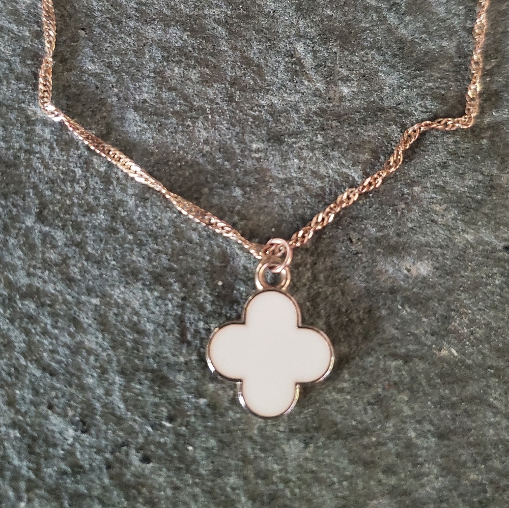 5️⃣ for $1️⃣5️⃣ Necklace